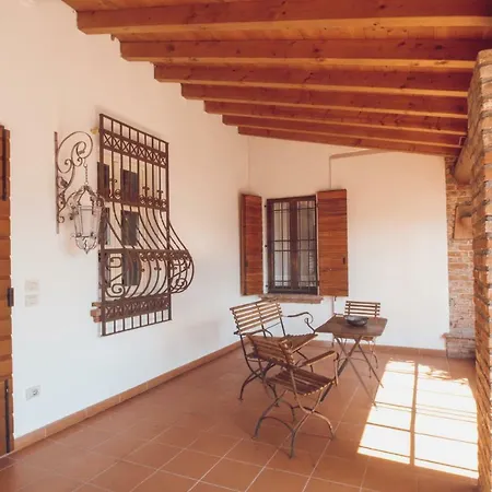 La Favola Villa